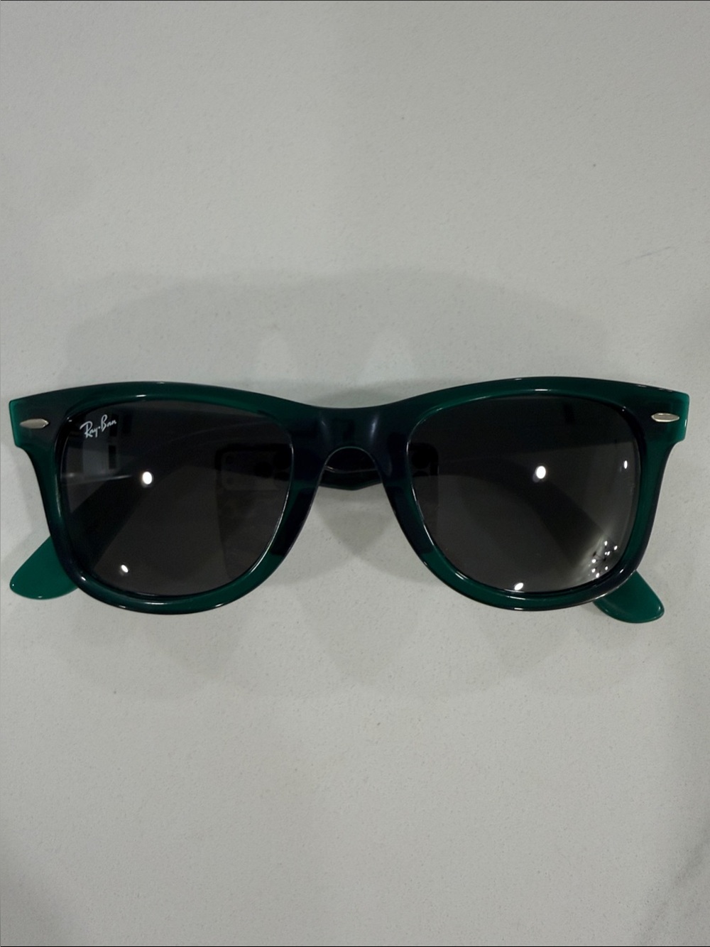 Ray-Ban Wayfarer 50mm Sunglasses in Dark Green with Black Lenses